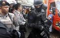 Ινδονησία: Δεκαοκτώ νεκροί σε ταραχές σε αγώνα πυγμαχίας