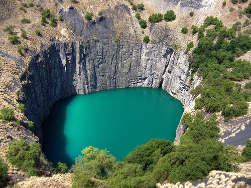 Οι μεγαλύτερες τρύπες του κόσμου! - Φωτογραφία 2
