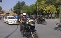 ΤΩΡΑ: Μηχανοκίνητη πορεία και συγκέντρωση  στο δημαρχείο Θεσσαλονίκης - Φωτογραφία 3