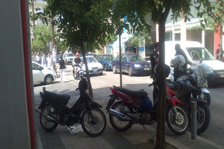 Τροχαίο με τραυματισμό αστυνομικού στο Αγρίνιο - Φωτογραφία 1