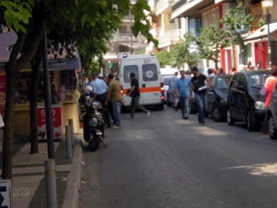 Τροχαίο με τραυματισμό αστυνομικού στο Αγρίνιο - Φωτογραφία 3