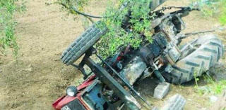 Αγρότης σκοτώθηκε στην Αγιά όταν τον καταπλάκωσε το τρακτέρ που οδηγούσε! - Φωτογραφία 1