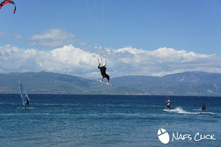 Kite Surf... με φόντο τη Ναύπακτο ! - Φωτογραφία 4