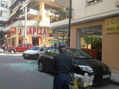 Ισχυρή έκρηξη αναστάτωσε τα ξημερώματα το κέντρο της Λάρισας - Φωτογραφία 2