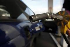 Aχαΐα: Θα μας τρελάνουν με τις τιμές της βενζίνης - Βενζινάδικο πουλά την αμόλυβδη... φθηνότερα από το διυλιστήριο