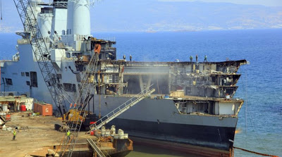 Στην Τουρκία “πεθαίνει” η πρώην ναυαρχίδα του βρετανικού πολεμικού ναυτικού - Φωτογραφία 1