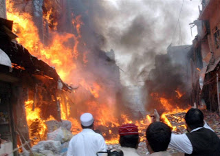 Τέσσερις νεκροί και επτά τραυματίες από εκρήξεις βομβών στο Πακιστάν - Φωτογραφία 1
