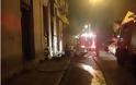 ΣΟΚ στο κέντρο της Αθήνας χθες βράδυ: 60χρονος αυτοπυρπολήθηκε μπροστά στη κάμερα [video+photos] - Φωτογραφία 2