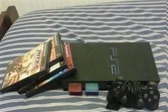 Το μεταχειρισμένο Playstation 2 που αγόρασε περιείχε μια έκπληξη