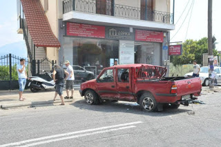 Nαύπακτος: Σφοδρή σύγκρουση οχημάτων στη Γέφυρα του ΣΚΑ - Δείτε φωτο - Φωτογραφία 4