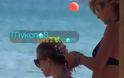Σύλβια Δεληκούρα και Μαρία Σολωμού σε παιχνίδια κομμωτικής στην παραλία! [video]