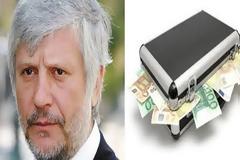 ΣΕ ΧΡΟΝΟ DT ΟΙ ΠΛΗΡΩΜΕΣ ΣΕ ΚΟΛΛΗΤΟΥΣ ΤΟΥ…