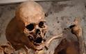 Ανακάλυψαν «νεκροταφείο βρικολάκων» στην Πολωνία - Φωτογραφία 2