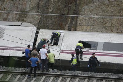 Τουλάχιστον 30 οι νεκροί στην Ισπανία - Φωτογραφία 5