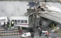 Θρήνος σε όλη την Ισπανία - Πάνω από 30 νεκροί από φοβερό σιδηροδρομικό δυστύχημα - Φωτογραφίες που κόβουν την ανάσα - Φωτογραφία 4