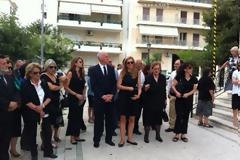 Πάτρα: Θλίψη στην κηδεία της μητέρας της Άντας Παπανδρέου - Δείτε φωτo