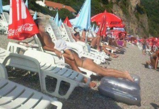 Στoματικό σεξ σε παραλία της Λευκάδας από γνωστό μοντέλο! - Δείτε φωτο - Φωτογραφία 1