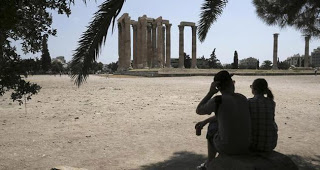 Handelsblatt: Γερμανοί τουρίστες βοηθούν τους Έλληνες να βγουν από την κρίση; - Φωτογραφία 1