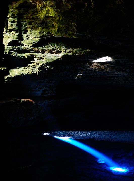 Γαλάζιες φυσικές πισίνες σε σπηλιές! - Φωτογραφία 6