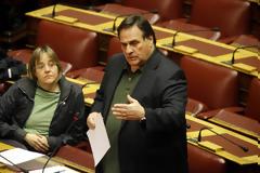 Για γέλια και για κλάματα ερώτηση για την ΕΥΠ στη Βουλή