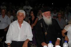 Ο Αρχιεπίσκοπος Ιερώνυμος στο Σαράντι Βοιωτίας-Η μεγάλη έκπληξη της βραδυάς