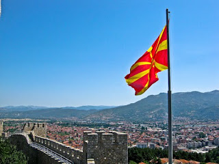 ΠΓΔΜ: Στα 345 ευρώ ο μέσος καθαρός μισθός - Φωτογραφία 1