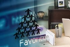 Το κόλπο των επιχειρήσεων που λειτουργούν βάσει πυραμιδικών συστημάτων...
