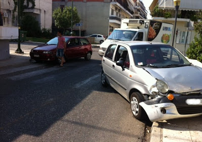 Αγρίνιο: Σύγκρουση οχημάτων στον Άγιο Γεώργιο - Φωτογραφία 2
