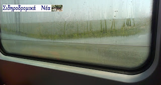 «Ενυδρείο» σε παράθυρο Προαστιακού τρένου [video] - Φωτογραφία 1