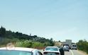 ΣΥΜΒΑΙΝΕΙ ΤΩΡΑ: Ουρά τουλάχιστον 4 χιλιομέτρων στα διόδια του Αντιρρίου προς Πάτρα - Φωτογραφία 1