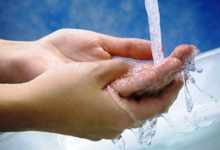 Υγεία: Η χρήση νερού και σαπουνιού ενισχύει την ανάπτυξη των παιδιών - Φωτογραφία 1