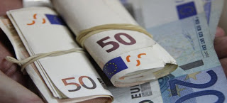 Aγρίνιο: Βρήκε δυο χιλιάδες ευρώ και τα παρέδωσε... - Φωτογραφία 1