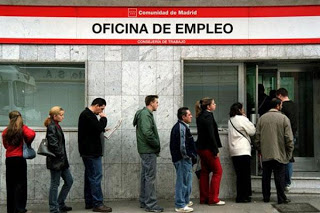 Μειώθηκαν οι άνεργοι στην Ισπανία - Φωτογραφία 1