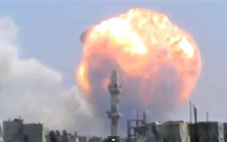 Τουλάχιστον 22 νεκροί από έκρηξη αποθήκης πυρομαχικών στη Συρία (Βίντεο) - Φωτογραφία 1