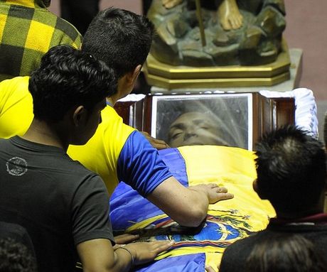 Πραγματοποιήθηκε η κηδεία του Μπενίτες στο Εκουαδόρ - Φωτογραφία 4