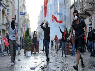 Τουρκία: Νέα επεισόδια στην πλατεία Ταξίμ - Φωτογραφία 1