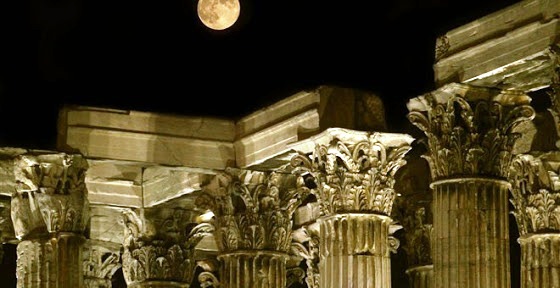 Πανσέληνος πάνω από τις Ελληνικές αρχαιότητες - Φωτογραφία 2