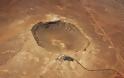Τεράστιος κρατήρας από μετεωρίτη στην έρημο! - Φωτογραφία 3