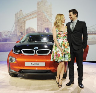 Η Sienna Miller και ο James Franco γιόρτασαν την παγκόσμια πρεμιέρα του BMW i3. Θεαματικό λανσάρισμα του πρώτου πλήρως ηλεκτρικού οχήματος παραγωγής του BMW Group στο Λονδίνο - Φωτογραφία 8