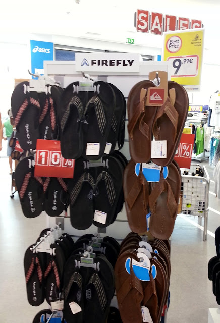 Παραπλανητικές ταμπέλες στα Intersport - Φωτογραφία 3