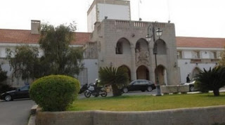 Πήγαν για κατάσχεση στο Προεδρικό Μέγαρο της Κύπρου - Φωτογραφία 1