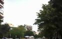Βίντεο από την επιχείρηση εξουδετέρωσης της χειροβομβίδας στην οδό Λαμπάκη της Θεσσαλονίκης - Φωτογραφία 2