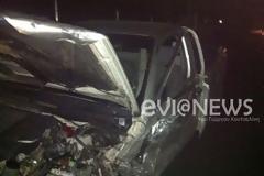 Χαλκίδα: Το αυτοκίνητο έγινε σμπαράλια μετά από τρελή καραμπόλα!