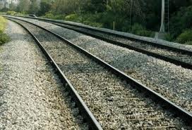 Βουλγαρία: Έπεσε στις γραμμές του τρένου - Φωτογραφία 1