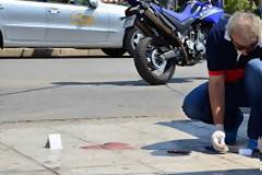 Σοκ και ερωτηματικά προκαλεί η οικογενειακή τραγωδία στο Αργος - Κρίσιμη η κατάσταση της 17χρονης που πυροβόλησε στο κεφάλι ο πατέρας της