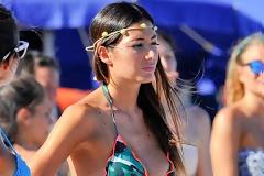 Η Ιταλίδα τηλεπαρουσιάστρια Elisabetta Gregoraci με μπικίνι στο Porto Cervo