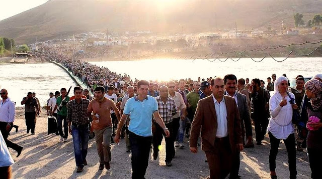 Δόθηκε στη δημοσιότητα από την Υπάτη Αρμοστεία του ΟΗΕ Η μεγάλη έξοδος των Σύρων προσφύγων σε μια φωτογραφία - Φωτογραφία 1