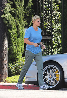 Ellen DeGeneres: Με Porsche 180 χιλιάδων δολαρίων - Φωτογραφία 4