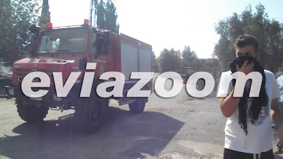 Κόλαση φωτιάς στη Ριτσώνα - Εργοστάσιο τυλίχτηκε στις φλόγες [Photos & Video] - Φωτογραφία 2