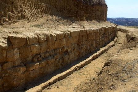 Διχάζει και τους επιστήμονες ο τάφος του Μ.Αλεξάνδρου - Φωτογραφία 7